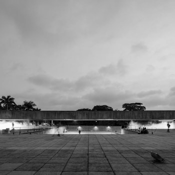 BRAZILIAN MUSEUM OF SCULPTURE in São Paulo, Brazil - by Paulo Mendes da Rocha at ARKITOK - Photo #3 