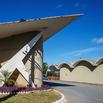 CLUBE DOS 500 in Guaratinguetá, Brazil - by Oscar Niemeyer at ARKITOK