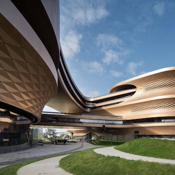 INFINITUS PLAZA in Guangzhou, China - by Zaha Hadid Architects at ARKITOK - Photo #3 