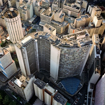 COPAN BUILDING in São Paulo, Brazil - by Oscar Niemeyer at ARKITOK - Photo #4 