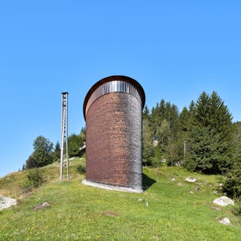SAINT BENEDICT CHAPEL in Sumvitg, Switzerland - by Peter Zumthor at ARKITOK - Photo #2 