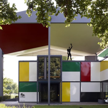 PAVILLON LE CORBUSIER in Zürich, Switzerland - by Le Corbusier at ARKITOK - Photo #7 