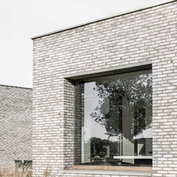 HOUSE DN-R in Deinze, Belgium - by GRAUX & BAEYENS architecten at ARKITOK - Photo #2 