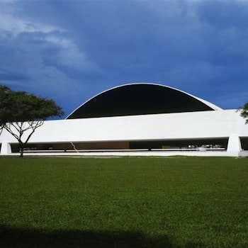 OSCAR NIEMEYER MUSEUM in Curitiba, Brazil - by Oscar Niemeyer at ARKITOK - Photo #6 