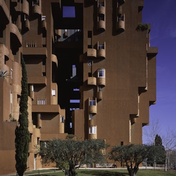 WALDEN 7 in Sant Just Desvern, Spain - by Ricardo Bofill Taller de Arquitectura at ARKITOK - Photo #3 