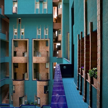 WALDEN 7 in Sant Just Desvern, Spain - by Ricardo Bofill Taller de Arquitectura at ARKITOK - Photo #10 