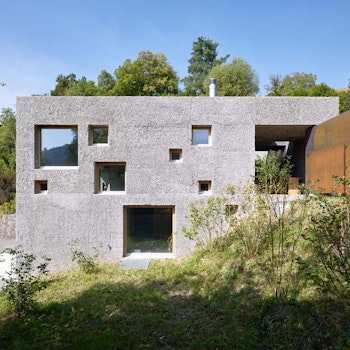NEW CONCRETE HOUSE IN FÜLLINSDORF in Füllinsdorf, Switzerland - by Wespi de Meuron Romeo architects at ARKITOK