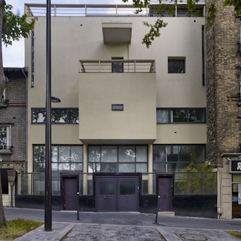 MAISON PLANEIX in Paris, France - by Le Corbusier at ARKITOK