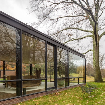 GLASS HOUSE in New Canaan, United States - by Philip Johnson at ARKITOK - Photo #4 