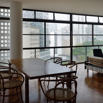 EIFFEL BUILDING in São Paulo, Brazil - by Oscar Niemeyer at ARKITOK - Photo #5 