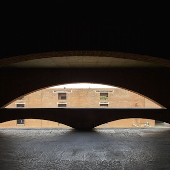INDIAN INSTITUTE OF MANAGEMENT in Ahmedabad, India - by Louis I. Kahn at ARKITOK - Photo #13 