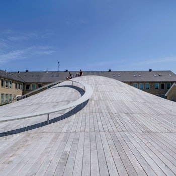 GAMMEL HELLERUP HIGH SCHOOL in Hellerup, Denmark - by BIG at ARKITOK - Photo #6 